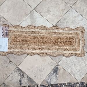 Madison Studio Natural Jute Table Runner